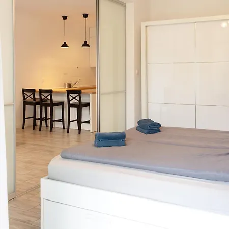 Szyndzielnia Park No 23 # Z Kortem Tenisowym, Rowerownia # Lux # Nestapartmenty *