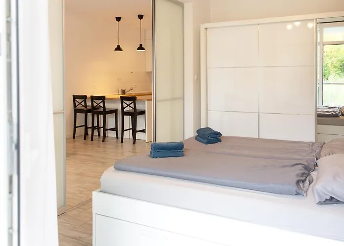 Szyndzielnia Park No 23 # Z Kortem Tenisowym, Rowerownia # Lux # Nestapartmenty *