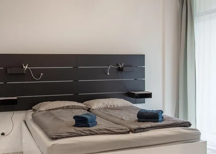 Daire Szyndzielnia Park No 23 # Z Kortem Tenisowym, Rowerownia # Lux # Nestapartmenty Bielsko-Biała